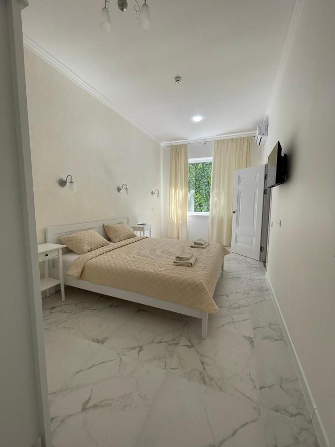 Boutique Hotel Enjoy แซร์เกเยฟกา ภายนอก รูปภาพ