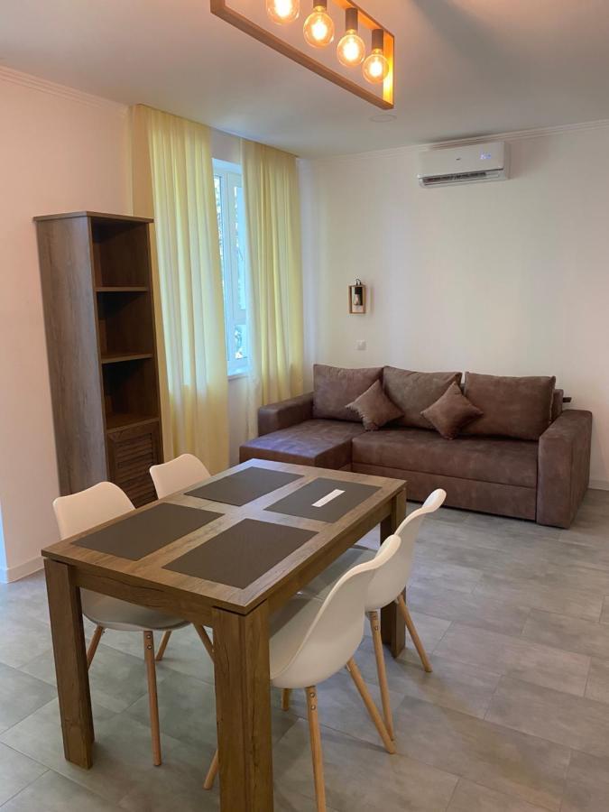 Boutique Hotel Enjoy แซร์เกเยฟกา ภายนอก รูปภาพ